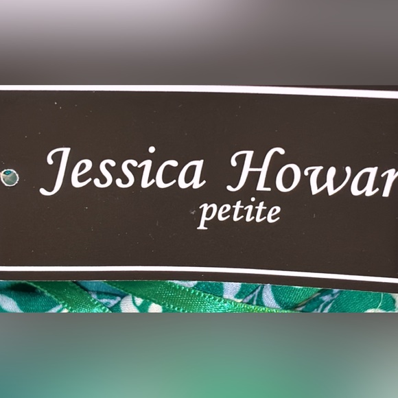 Jessica Howard Green Patterned 3/4 Sleeve collared V neck A line mini dress - Picture 12 of 15